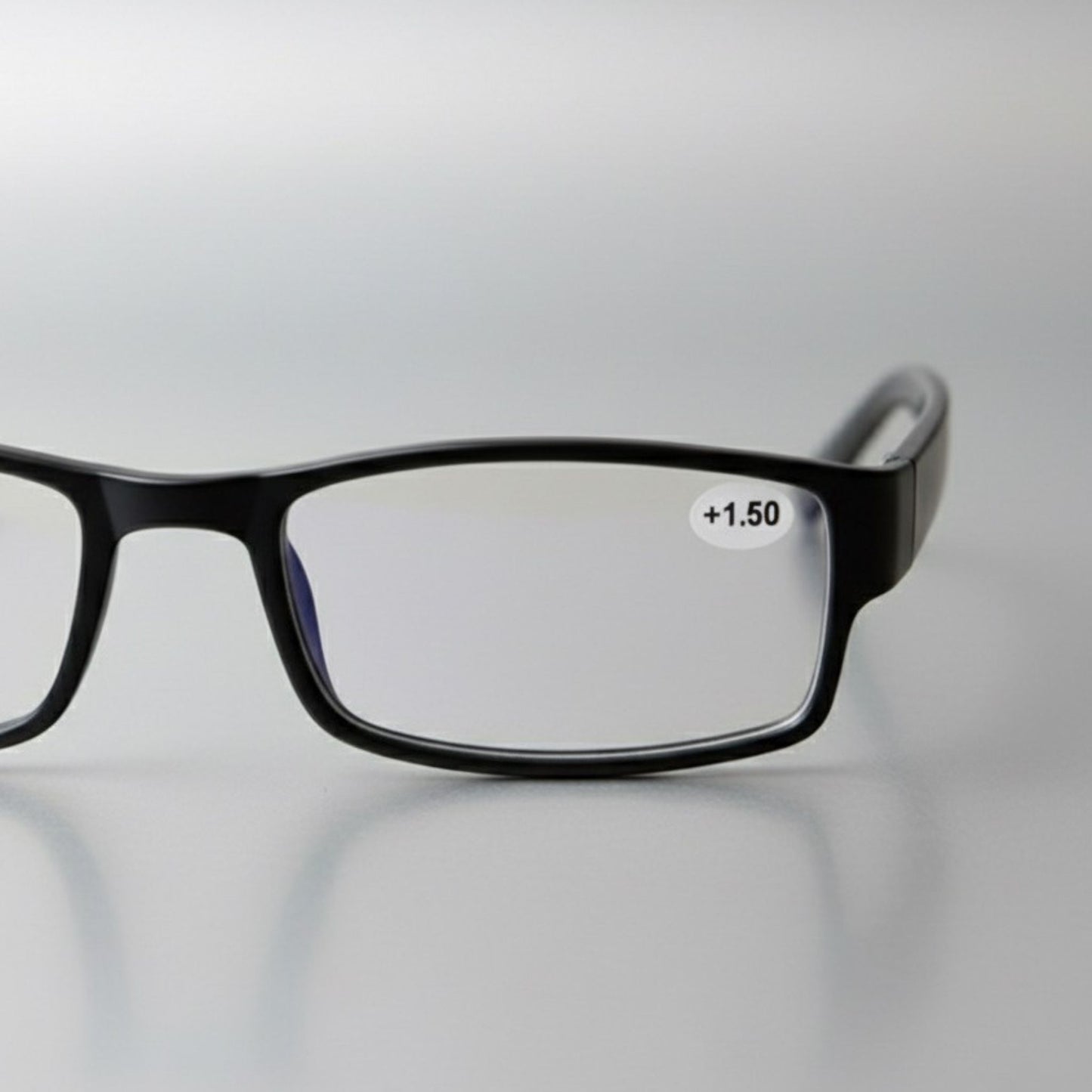 Vidite jasno bez skupih naočala – 1+1 GRATIS, samo 19.90KM!