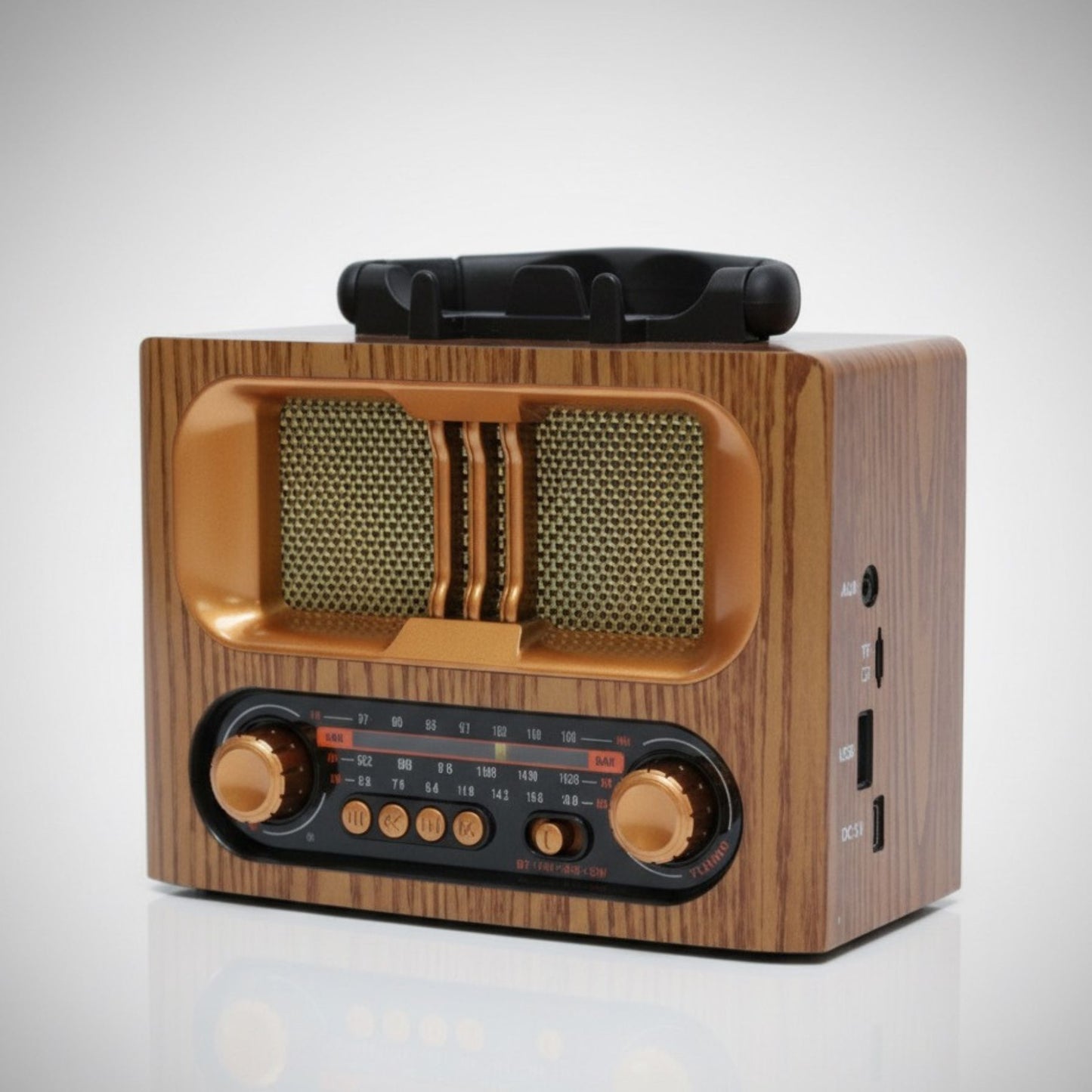 Retro zvučnik koji osvaja na prvi pogled 🎶