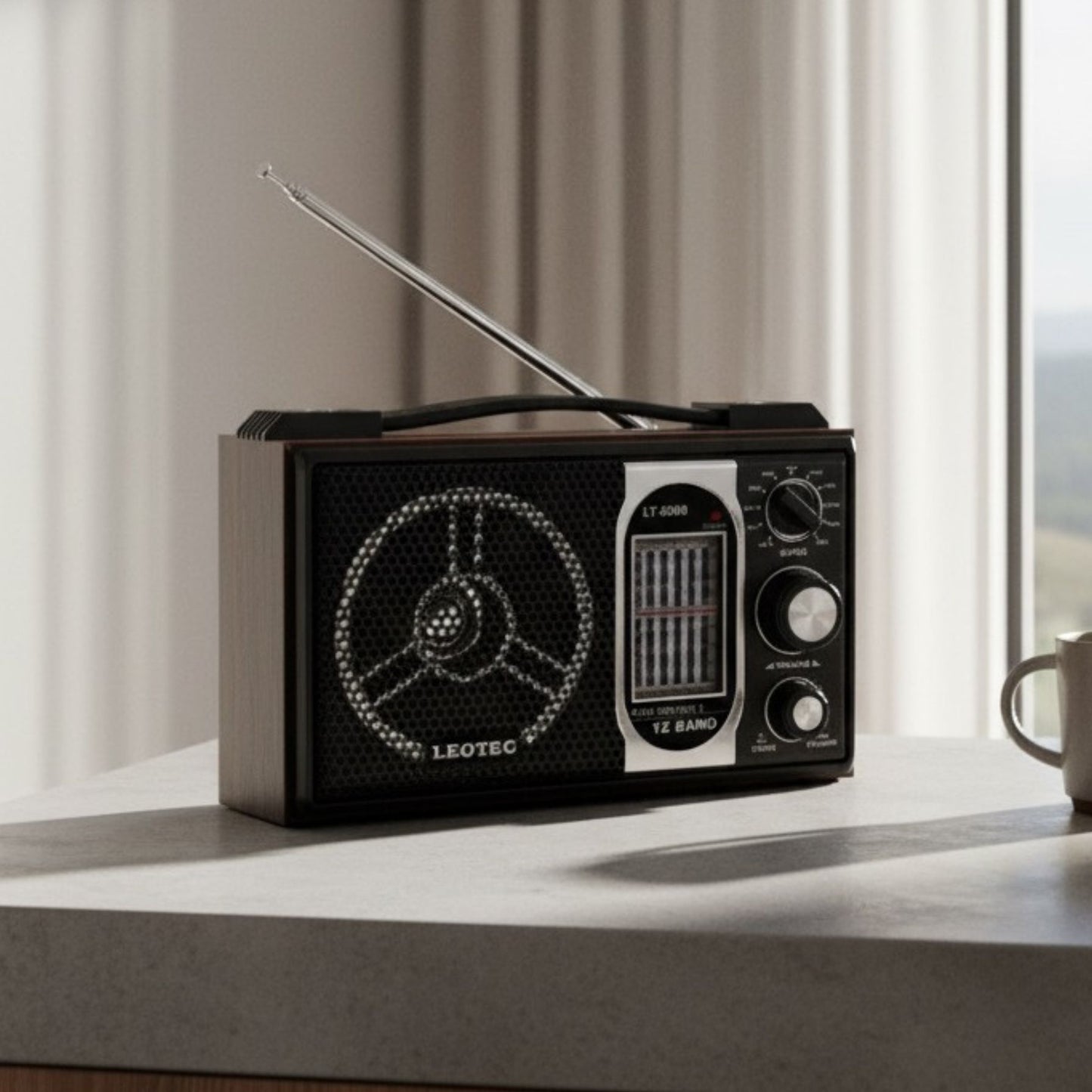 Retro zvučnik koji osvaja na prvi pogled 🎶