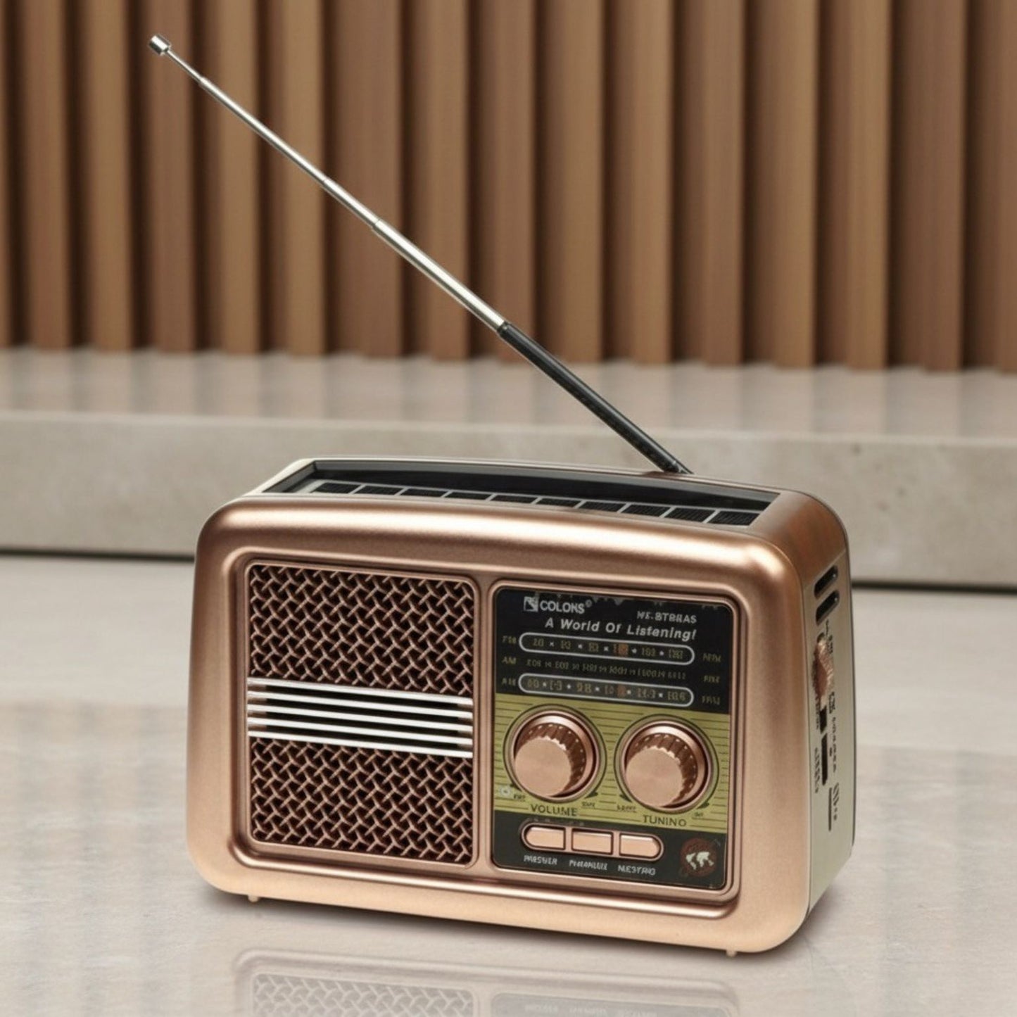 Retro zvučnik koji mami poglede 🎶